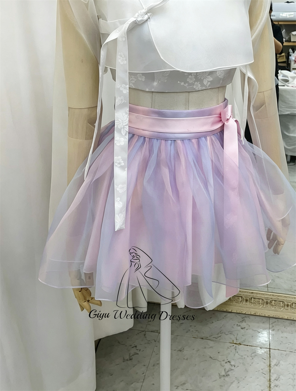 Giyu Korean Modern Hanbok Wome - огляд і ціна Modern Korean Lifestyle